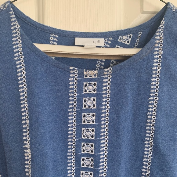 J Jill Decorative Embroidery Design Pattern Blue Sleeveless Tank Top Large NWOT - Picture 5 of 9